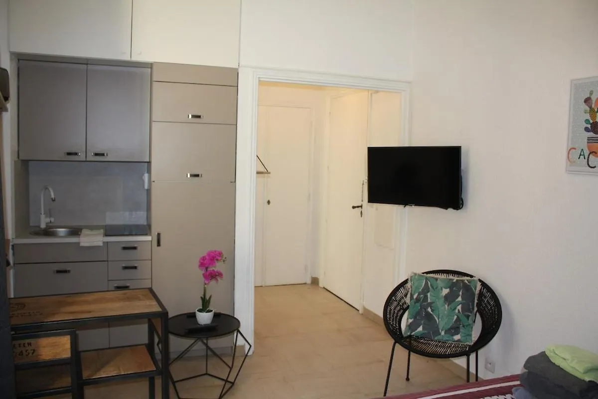 Superbe Studio Nice Hyper Centre Immeuble Standing France